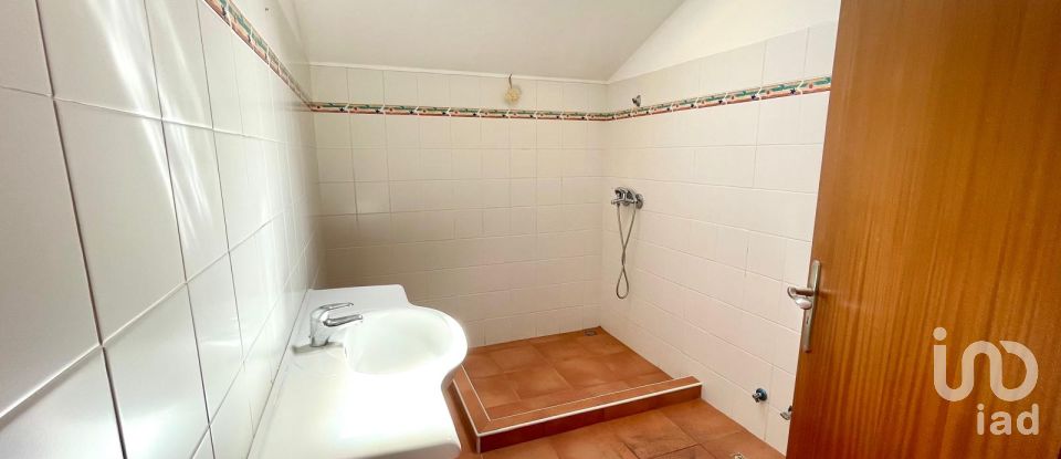 Lodge T4 in Prazeres of 700 m²