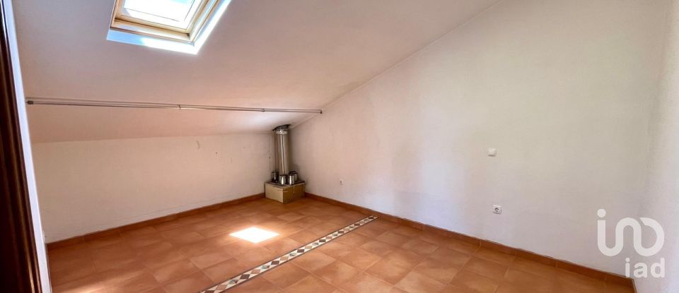 Lodge T4 in Prazeres of 700 m²