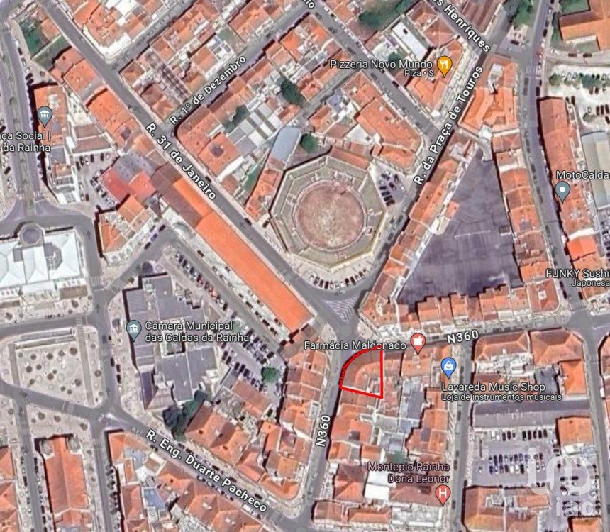 Lugar de garagem em Caldas da Rainha - Nossa Senhora do Pópulo, Coto e São Gregório de 203 m²