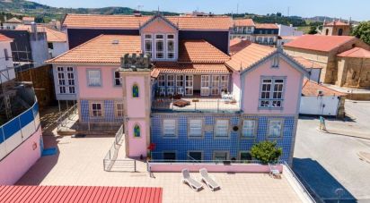 Manoir T13 à Armamar de 1 093 m²