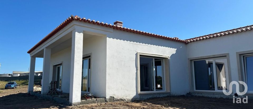 Moradia T4 em Ferrel de 222 m²