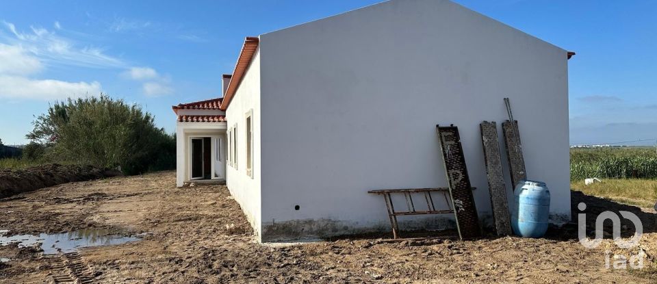 Moradia T4 em Ferrel de 222 m²