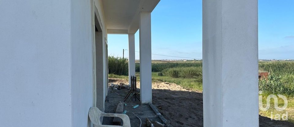 Moradia T4 em Ferrel de 222 m²