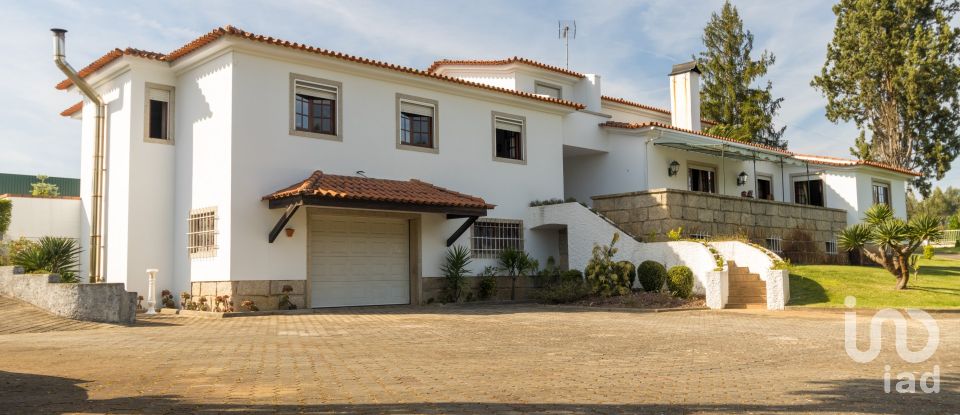 Traditional house T4 in Mouronho of 412 m²