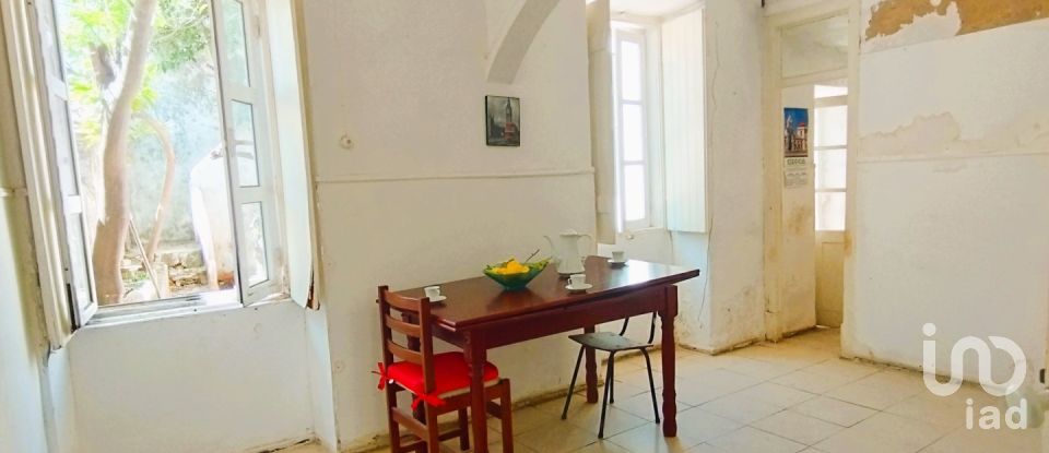 Traditional house T3 in Loulé (São Clemente) of 141 m²