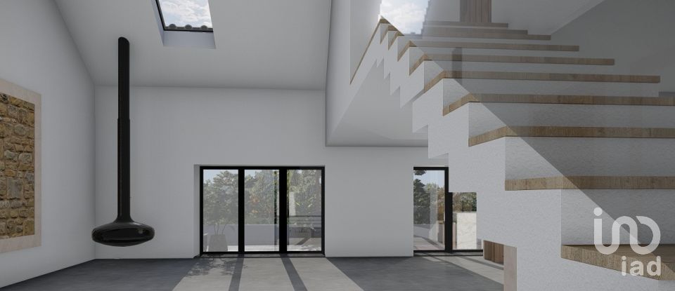 House T2 in Turcifal of 128 m²