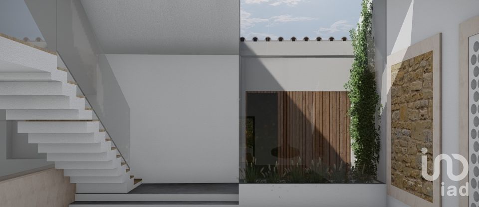 House T2 in Turcifal of 128 m²