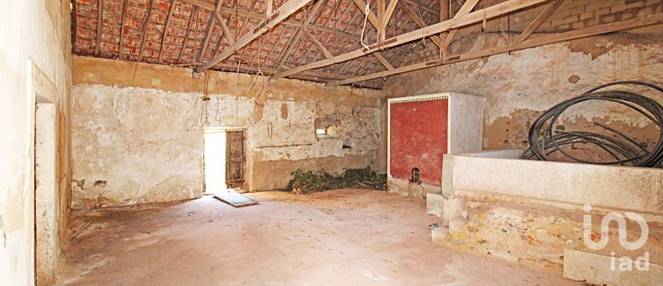 House T2 in Turcifal of 128 m²