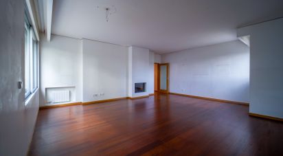 Apartamento T2 em Ramalde de 104 m²