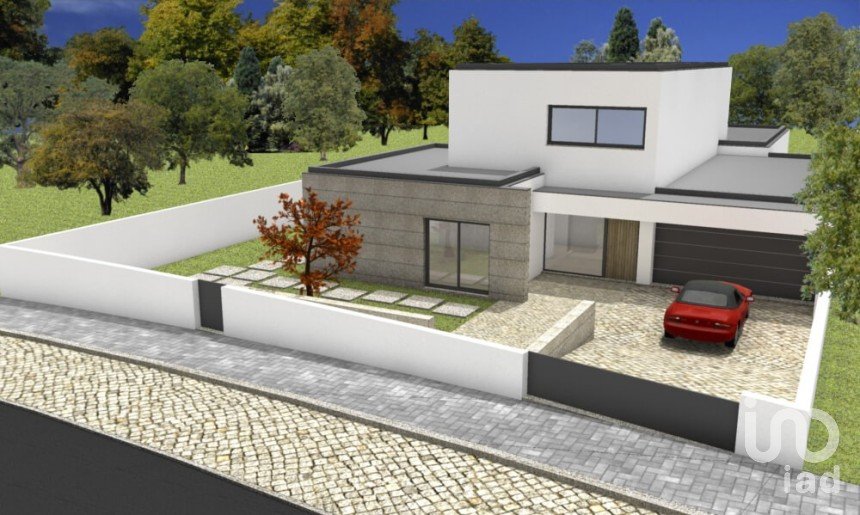 Terreno em Avanca de 851 m²