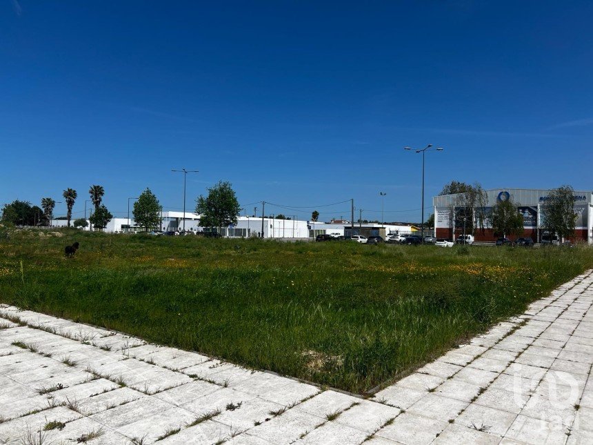 Land in Avanca of 903 m²