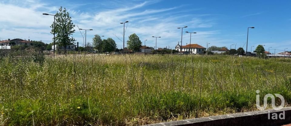 Land in Avanca of 903 m²