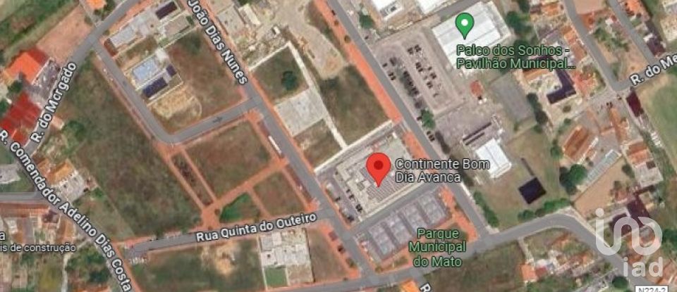 Land in Avanca of 929 m²