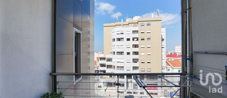 Apartment T4 in Amora of 190 m²