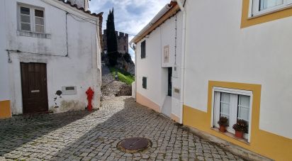 Maison traditionnelle T2 à Alegrete de 84 m²