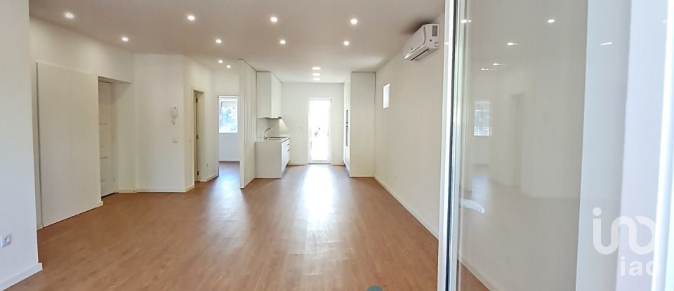 Apartamento T2 em Cedofeita, Santo Ildefonso, Sé, Miragaia, São Nicolau e Vitória de 92 m²