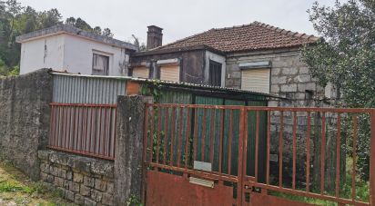 Village house T3 in Covas of 48 m²