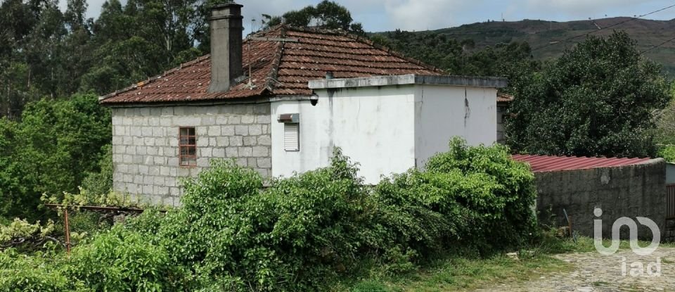 Maison de village T3 à Covas de 48 m²