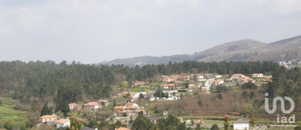 Terreno em Mentrestido de 809 m²