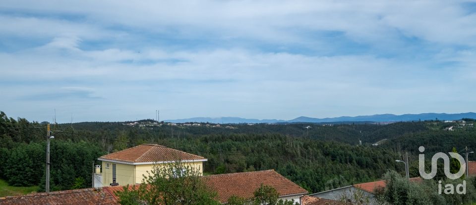 Casa T3 em Oliveira do Mondego e Travanca do Mondego de 558 m²
