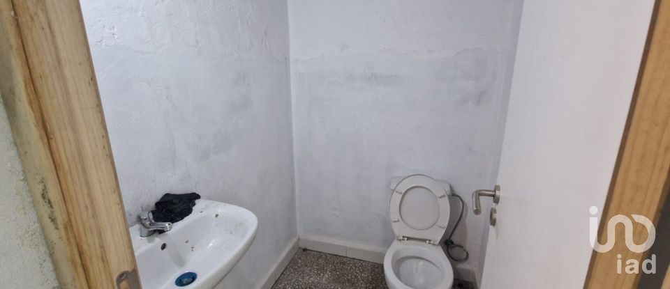 Shop / premises commercial in Águas Livres of 74 m²