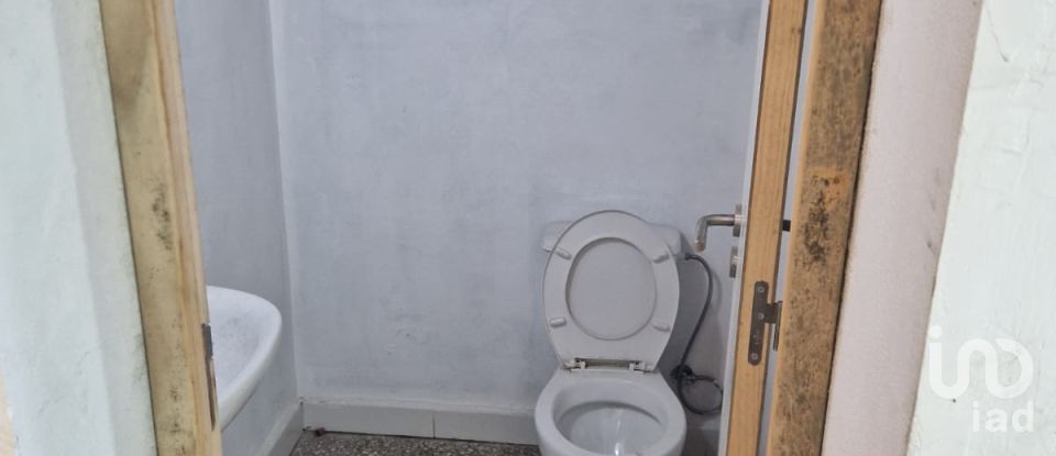 Shop / premises commercial in Águas Livres of 74 m²