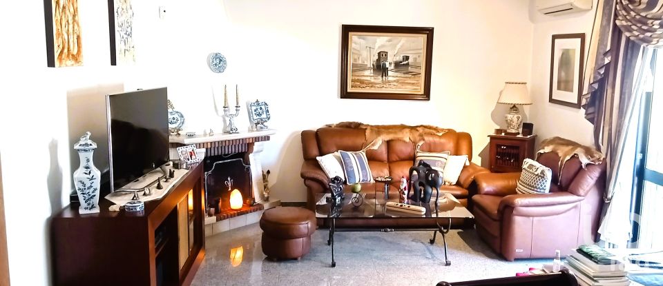 Maison T5 à Santarém (Marvila), Santa Iria Da Ribeira De Santarém, Santarém (São Salvador) E Santarém (São Nicolau) de 320 m²