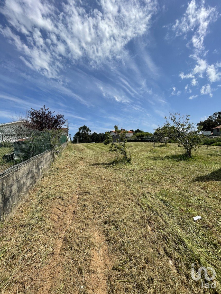 Terreno em Santa Maria da Feira, Travanca, Sanfins e Espargo de 1 520 m²