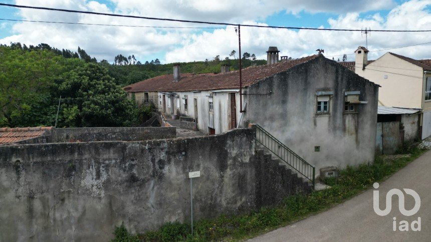 Casa de aldeia T4 em São Miguel, Santa Eufémia e Rabaçal de 525 m²