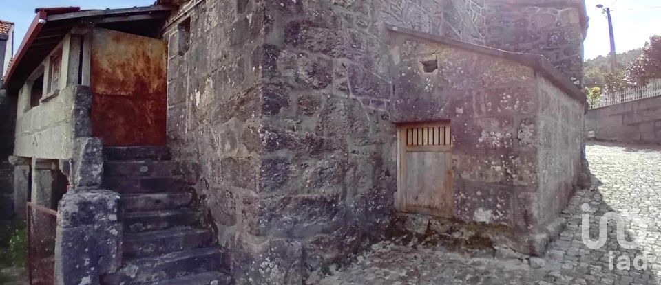 Maison de village T2 à Parada do Monte e Cubalhão de 26 m²