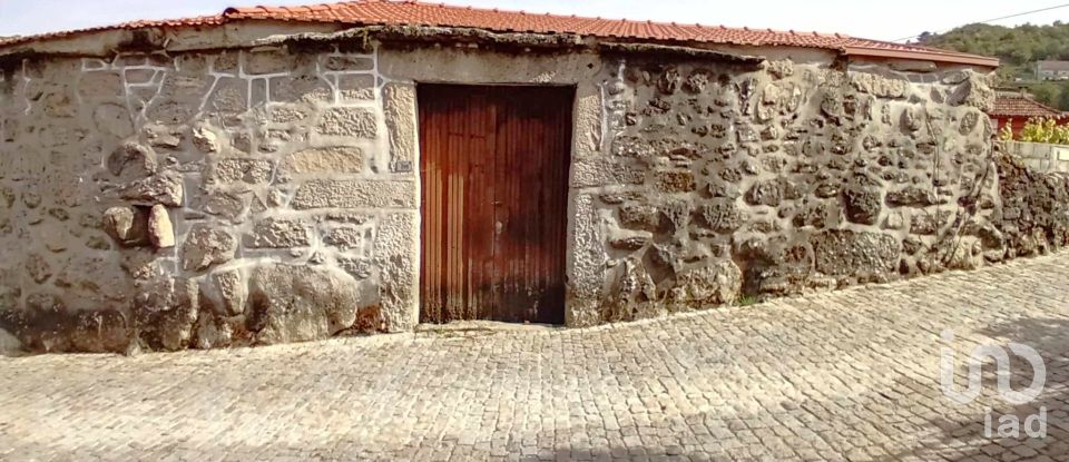 Maison de village T2 à Parada do Monte e Cubalhão de 26 m²
