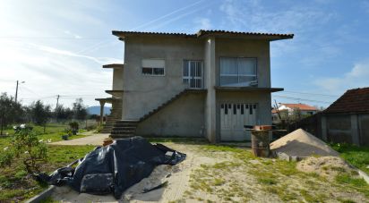 Maison traditionnelle T3 à Espinhal de 140 m²