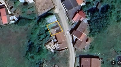 Maison de village T0 à Cumeeira de 63 m²