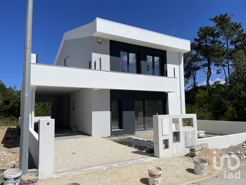 Maison T3 à Sesimbra (Castelo) de 161 m²