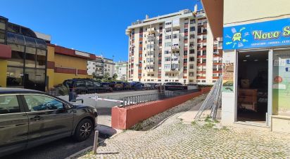 Apartment T3 in Oeiras e São Julião da Barra, Paço de Arcos e Caxias of 108 m²