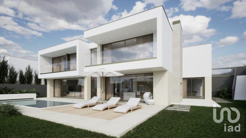 Casa / Villa T3 em Calheta de 324 m²