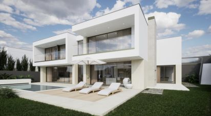 House T3 in Calheta of 324 m²