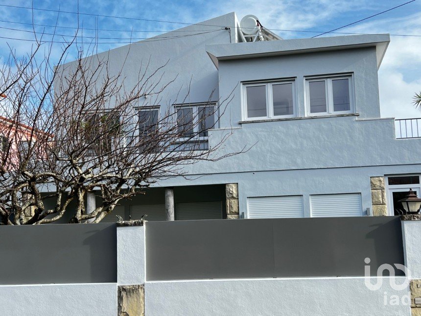 Maison T3 à Alcabideche de 250 m²