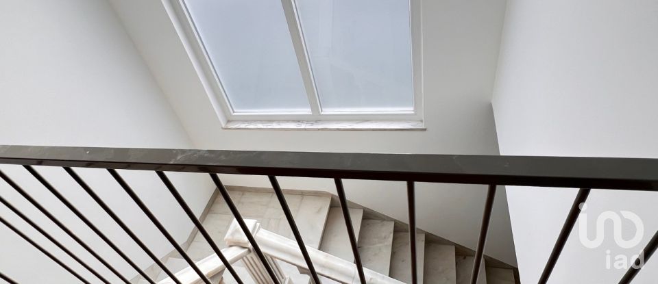 Maison T3 à Alcabideche de 250 m²