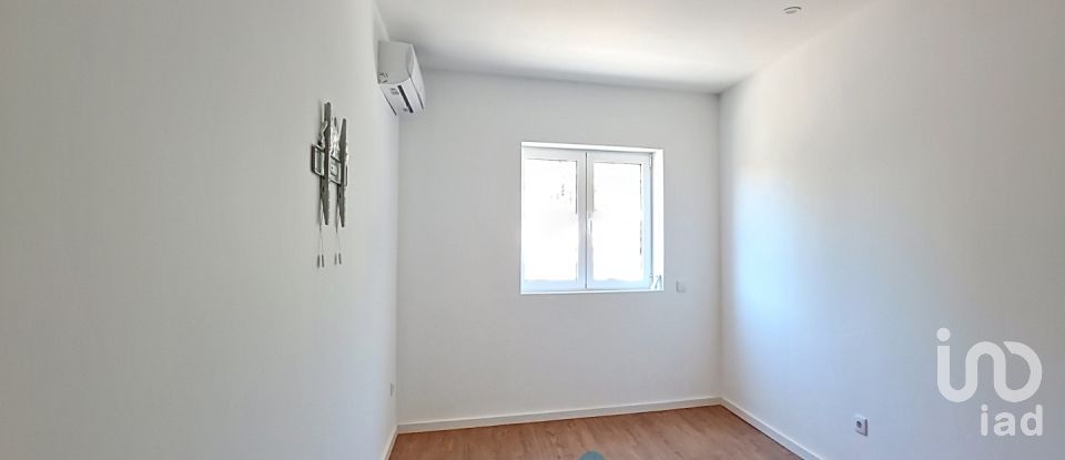 Apartamento T2 em Cedofeita, Santo Ildefonso, Sé, Miragaia, São Nicolau e Vitória de 92 m²