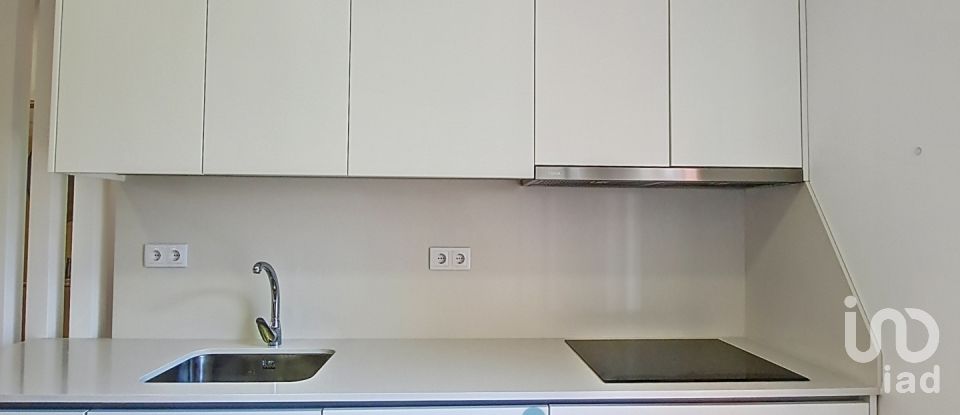 Apartamento T2 em Cedofeita, Santo Ildefonso, Sé, Miragaia, São Nicolau e Vitória de 92 m²