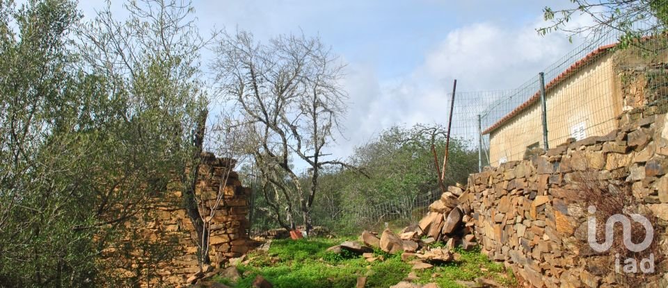 Maison rustique T0 à Querença, Tôr e Benafim de 39 m²