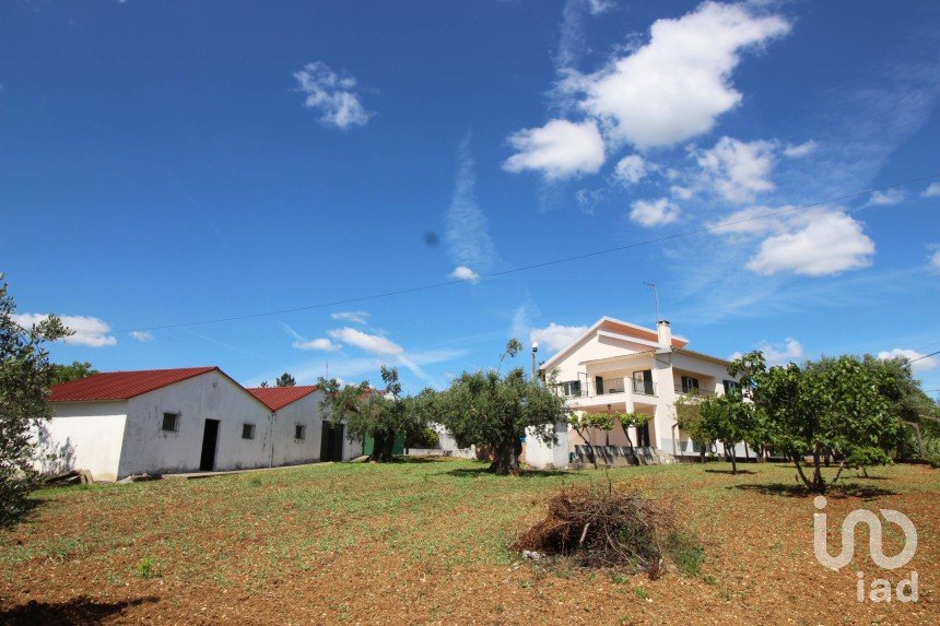 Lodge T3 in Tomar (São João Baptista) e Santa Maria dos Olivais of 142 m²