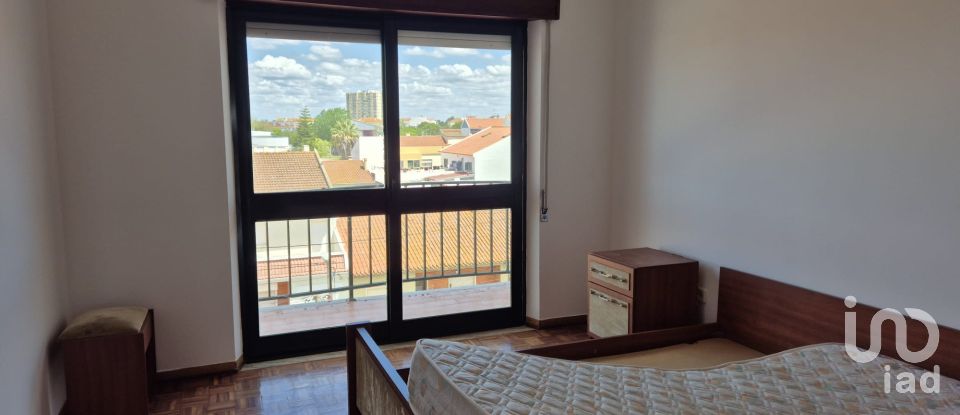 Apartment T3 in Samora Correia of 97 m²