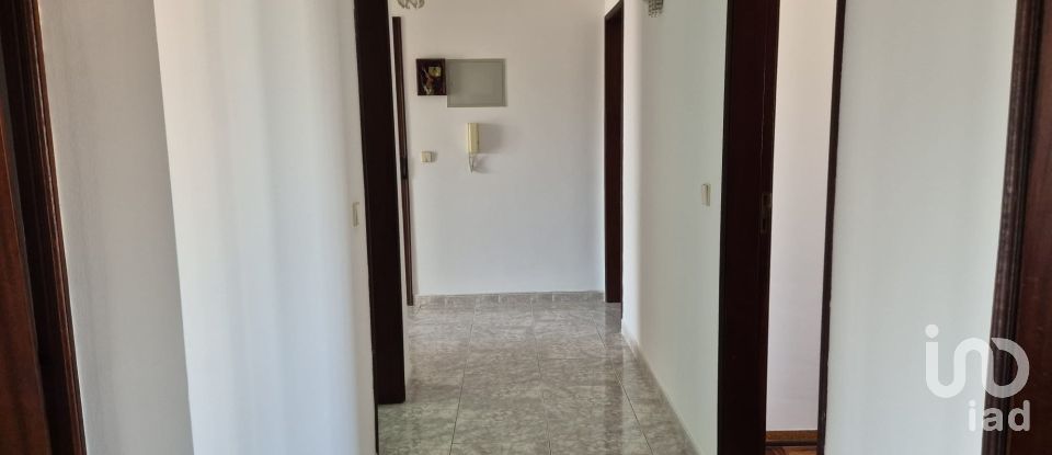 Apartment T3 in Samora Correia of 97 m²