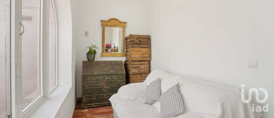 Casa tradicional T4 em Alcantarilha e Pera de 236 m²