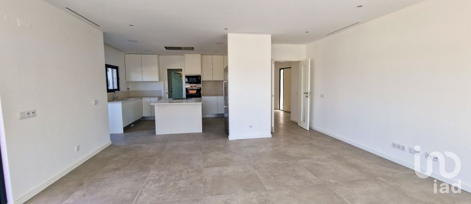 Maison T3 à Quarteira de 300 m²