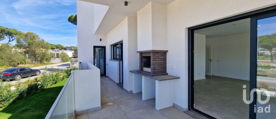 Maison T3 à Quarteira de 300 m²