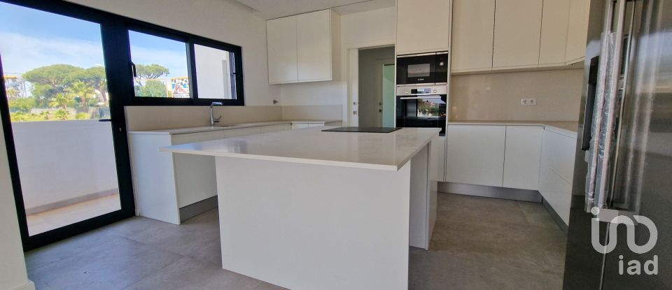 Maison T3 à Quarteira de 300 m²