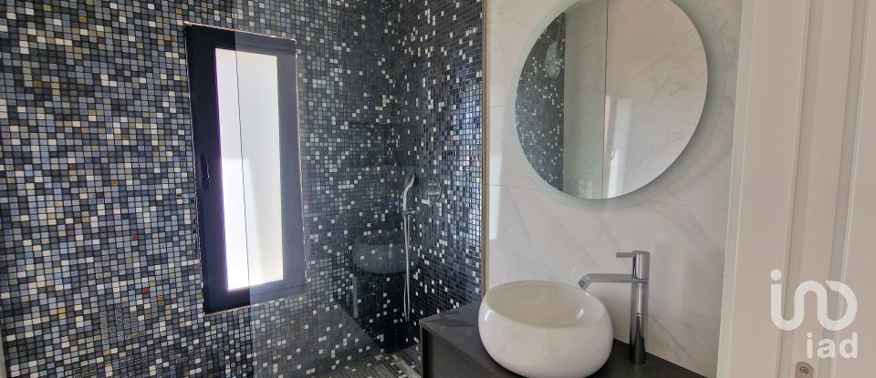 Maison T3 à Quarteira de 300 m²